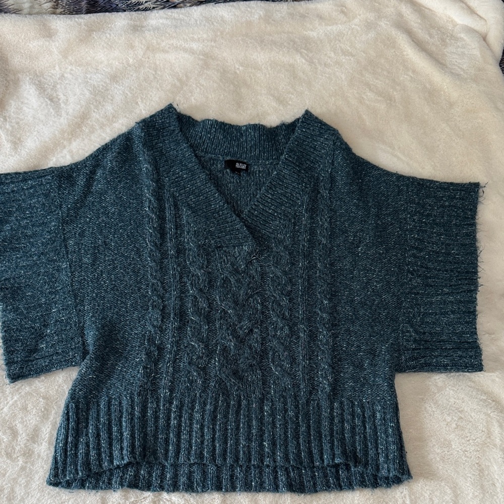 Women's Blue Sweater